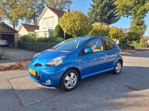 Toyota Aygo 1.0-12V Dynamic Blue5-deursAircoCentrale