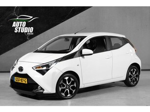 Toyota Aygo 1.0 VVT-i x-play 5drs Apple Carplay &