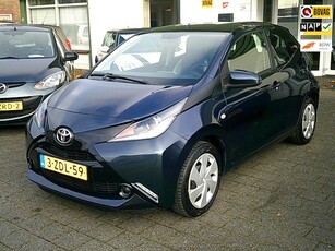 Toyota Aygo 1.0 VVT-i x-play (AIRCO)