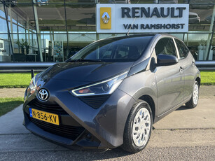 Toyota Aygo 1.0 VVT-i x-play / Airco / Camera / Applecarplay - Androidauto / DAB /