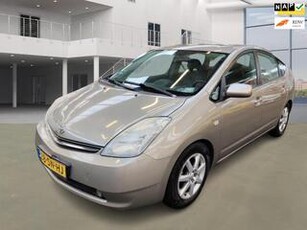 Toyota PRIUS 1.5 VVT-i Business Edition/AUT/NAVI/PDC