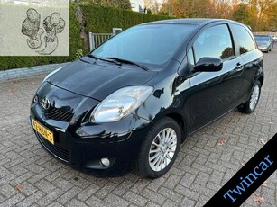 Toyota Yaris 1.3 VVTi 3DRS Dynamic AIRCO CRUISE LMV