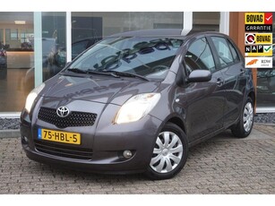 Toyota Yaris 1.3 VVTi Sol MMT