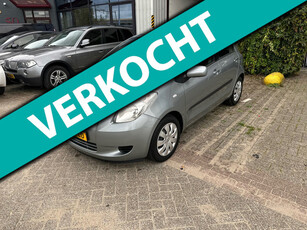 Toyota Yaris 1.3 VVTi Sol MMT