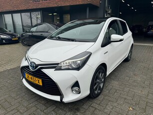 Toyota Yaris 1.5 Hybrid Dynamic PANORAMADAK CAMERA HALF