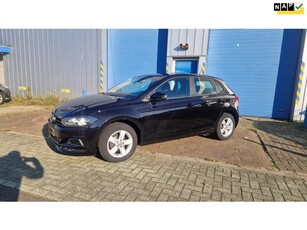 Volkswagen Polo 1.0 MPI Comfortline Business Airco Cruise