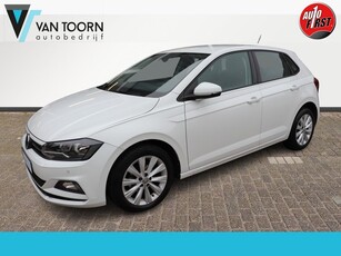 Volkswagen Polo 1.0 TSI Highline Automaat . Trekhaak.