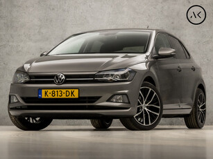 Volkswagen Polo 1.0 TSI Sportline Automaat (APPLE CARPLAY, GROOT NAVI, CLIMATE, ADAPTIVE CRUISE, SPORTSTOELEN, GETINT GLAS, LM VELGEN, PARKEERSENSOREN, NIEUWSTAAT)