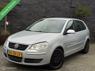 Volkswagen Polo 1.4-16V 5D -AIRCO- Apk (1-11-2025) *INRUIL