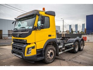 Volvo FMX 370 -6X4-E6+KIPHYDR. (bj 2014, automaat)