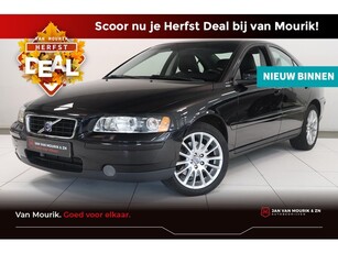 Volvo S60 2.5T Momentum Youngtimer Leder Open dak