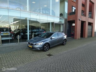 Volvo V40 1.5 T3 Polar+ Sport R-Design automaat /Panoramadak