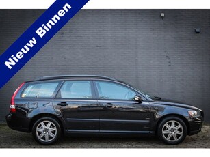 Volvo V50 1.8 Elite Net binnen; Jouw droomauto? (bj 2005)