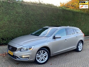 Volvo V60 2.4 D6 AWD Plug-In Hybrid SCHUIFDAK/ZEER LAGE KM!!