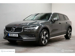 Volvo V60 Cross Country B4 AWD Momentum, navi, trekhaak