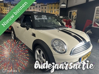 Mini Clubman 1.6 Cooper*Half lederen stoelen*Panoramadak*