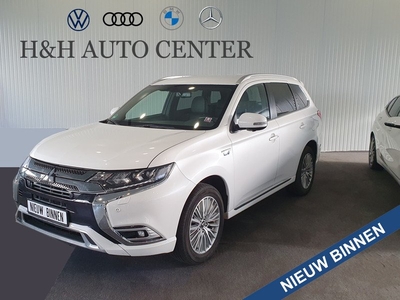 Mitsubishi Outlander 2.4 PHEV Instyle |lichte schade achterzijde|NL kenteken|