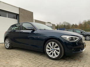 BMW 1-serie 116i Urban Line NAP NWE APK Airco Groot NAVI Trekhaak Cruise Control