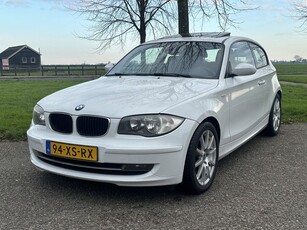 BMW 1-serie 118i Business Line M-Pakket * Automaat