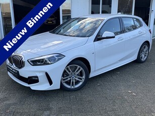 BMW 1-serie 118i M Sport pakket, Live Cockpit Professional