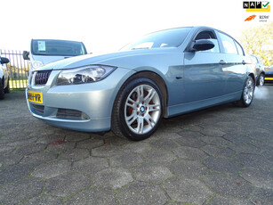 BMW 3-serie 320i Dynamic Executive