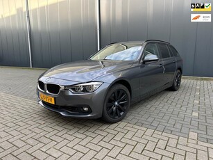 BMW 3-serie Touring 318i Advantage