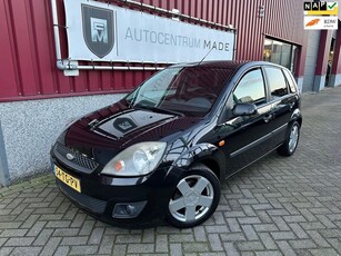 Ford Fiesta 1.3-8V Futura // 5-DRS // Airco //