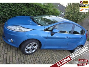 Ford Fiesta 1.4 5 deurs Titanium AUTOMAAT AIRCO NW APK