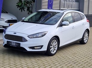 Ford Focus 1.0 EcoBoost 125pk Automaat Titanium vol opties!