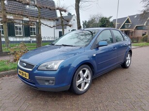 Ford Focus 1.6-16V Futura