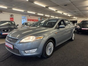 Ford Mondeo 1.6-16V Titanium. Cruise/climate, nwe