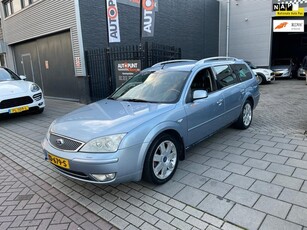 Ford Mondeo Wagon 2.5 V6 Ghia Executive Trekhaak Airco 6Bak