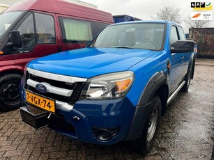 Ford Ranger 2.5 TDCI Ambiente Super Cab MOTOR DEFEKT