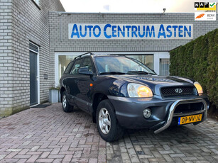 Hyundai Santa Fe 2.0i-16V Club Edition Zeer lage km stand