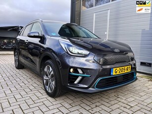 Kia E-Niro ExecutiveLine 64 kWh Navigatie -