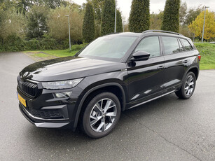 Škoda Kodiaq 1.5 TSI 150pk Sportline Business 7p. DSG / Navigatie / Stoelverwarming / Camera / Trekhaak wegklapbaar