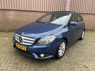 Mercedes-Benz B-klasse 180 AMG Pano Leer Navi Automaat Cam