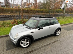 Mini Mini 1.6 Cooper PanoramadakSchuifdak Stoelverwarming