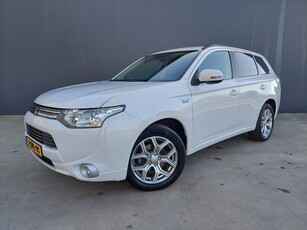 Mitsubishi Outlander 2.0 PHEV Instyle CAMERA OPEN DAK XENON