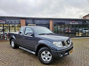 Nissan Navara 2.5 dCi172pk20104x4airco (bj 2010)