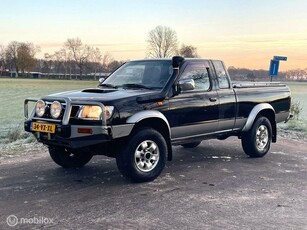 Nissan Navara Pick-up 2.5 TDi King Cab