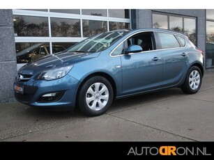 Opel Astra HB 1.4-16v Turbo 141 Pk Edition Dealer