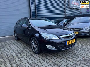 Opel Astra Sports Tourer 1.6 Turbo GT