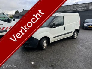 Opel Combo 1.3 CDTi ** MOTOR DEFECT