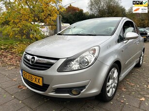 Opel Corsa 1.2-16V Sport