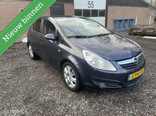 Opel Corsa 1.4-16V inclusief nieuwe apk