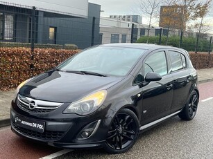 Opel Corsa 1.6-16V T Color Edition OPC Navi Cruise-Control