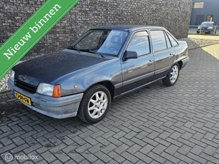 Opel Kadett 1.6i LS kat. Automaat, Apk = 23-05-2026!