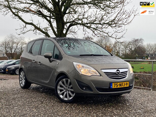 Opel Meriva 1.4 Turbo Cosmo | Clima + Cruise + Panodak nu €5.975,-!!