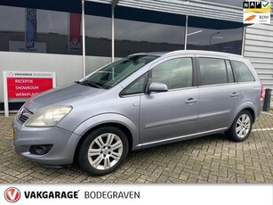 Opel Zafira 2.2 Executive / 7 persoons /trekhaak